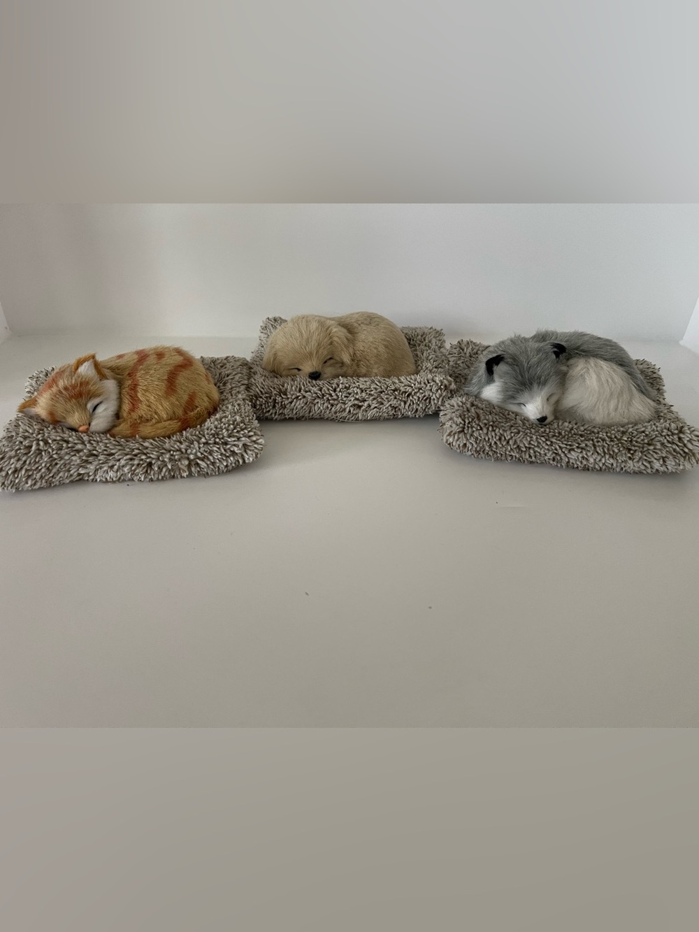 3 Perfect Petzzz Minis: Golden Puppy, Husky Puppy, Orange Tabby Kitten